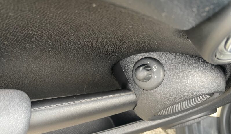 
								Mini 1.6 One D CON CLIMA – OK NEOPATENTATI full									